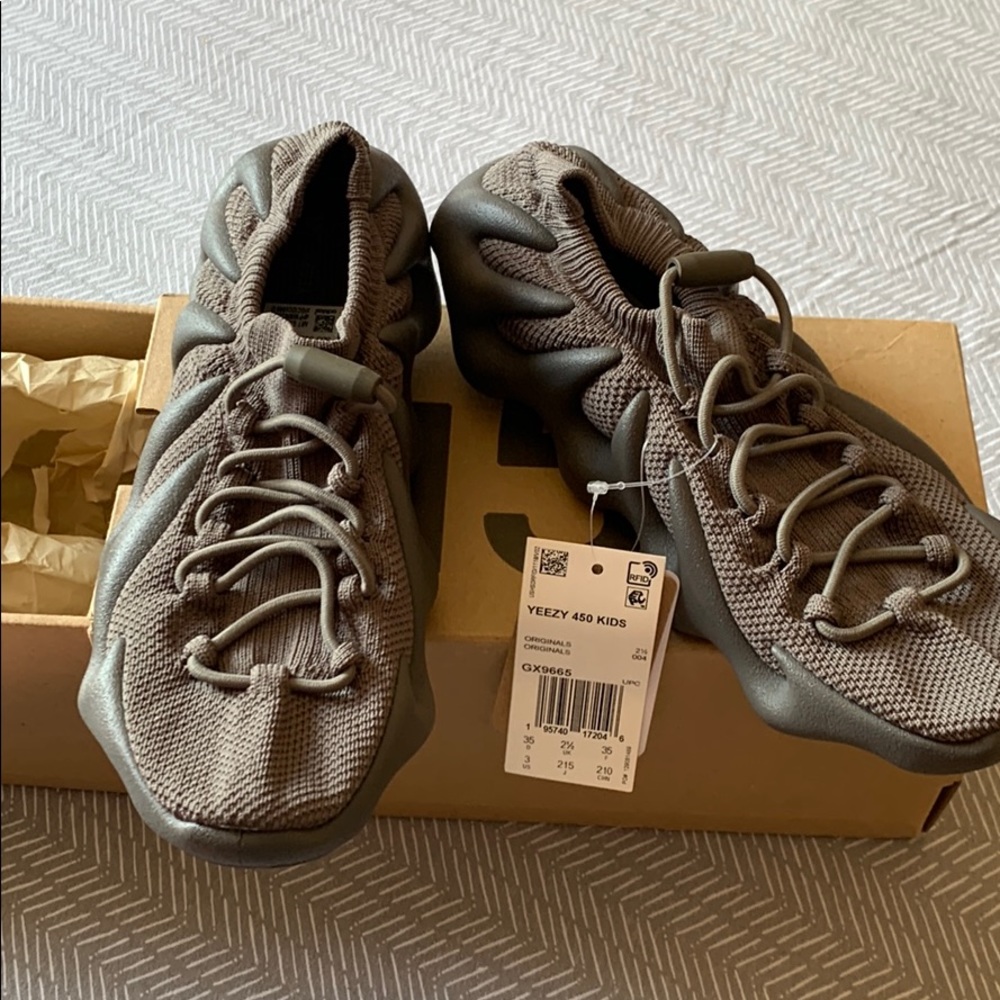 Yeezy 450 Kids Cynder